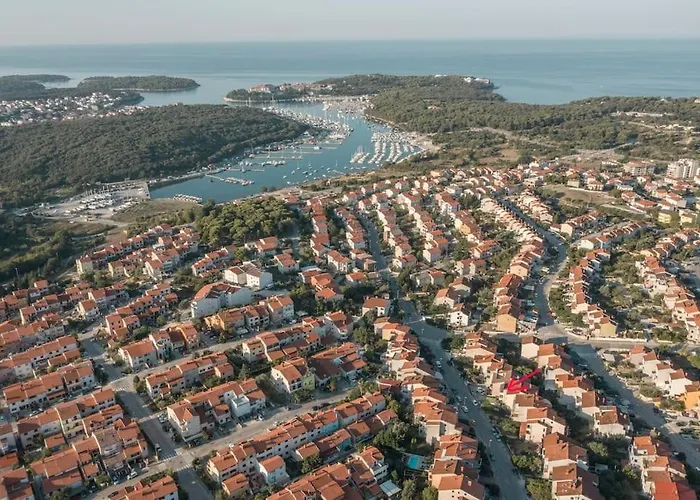 Lori Apartment Pula